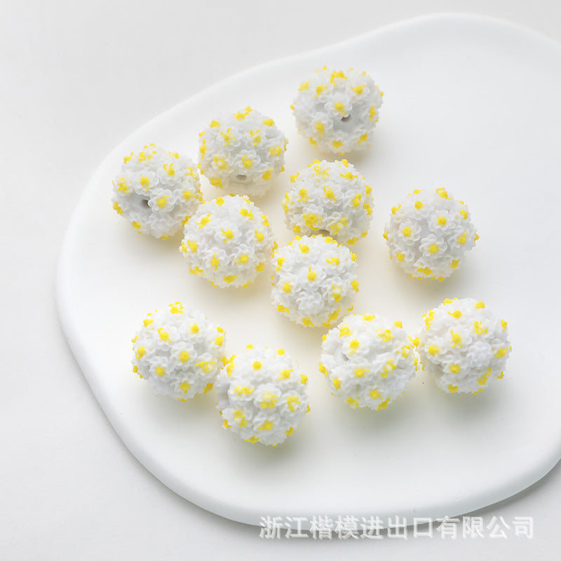 Wholesale of 50PCS Soft Ceramic Multi-color Daisy Flower Beads